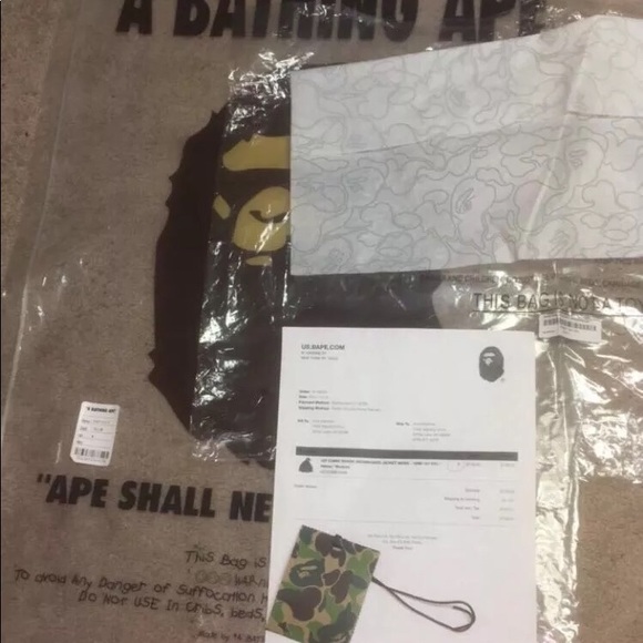 BAPE shark snowboarding jacket - Picture 6 of 8